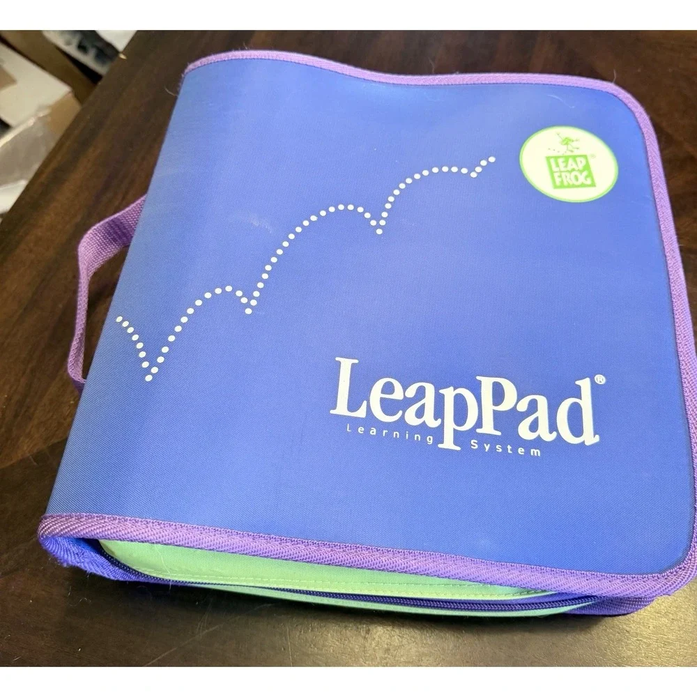 Vintage LeapFrog Leap Pad five Cartridges And Books Carrying Case Tested